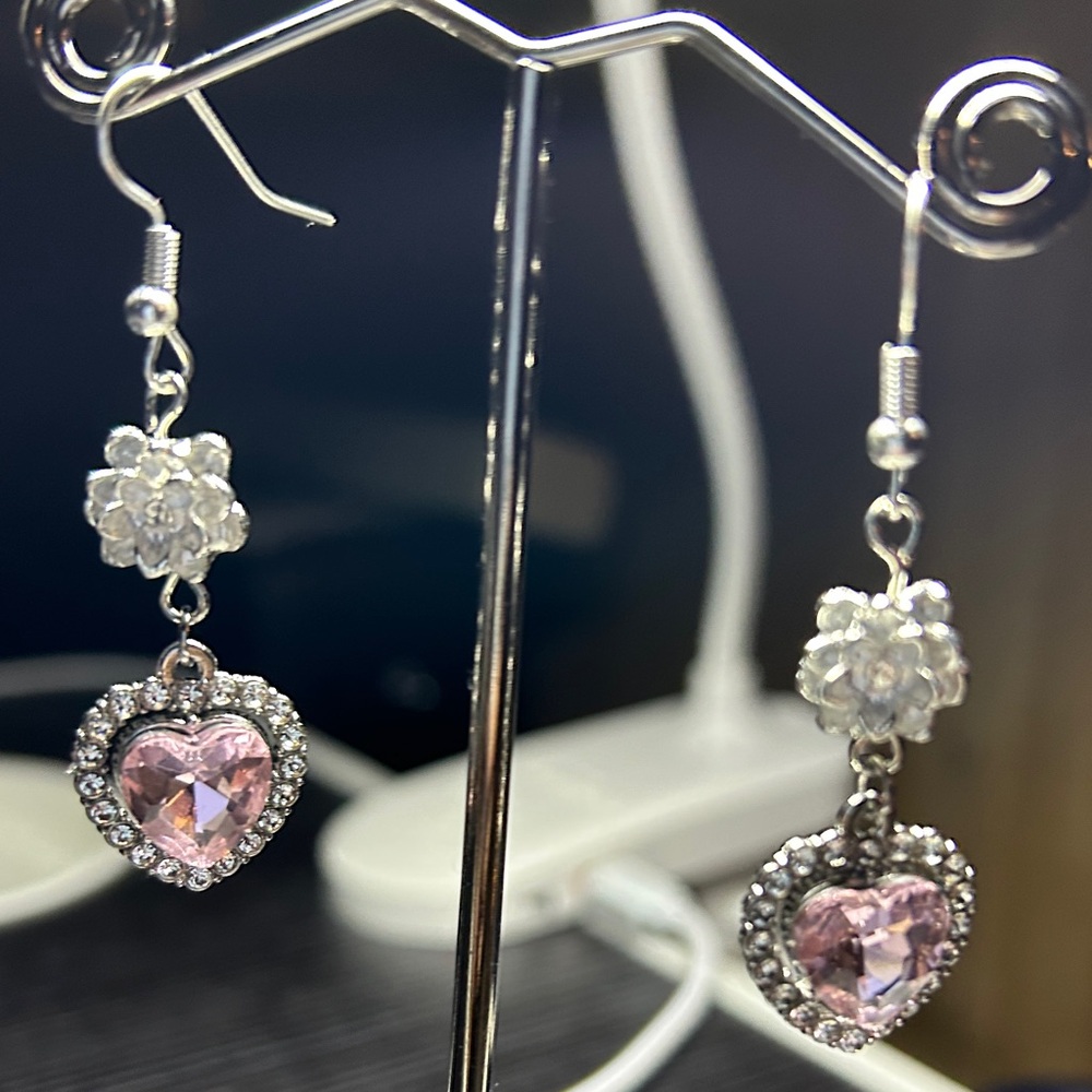 3/$25 Pink Heart Drop Earrings - Picture 4 of 4